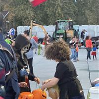 trunk-or-treat-10-24-16